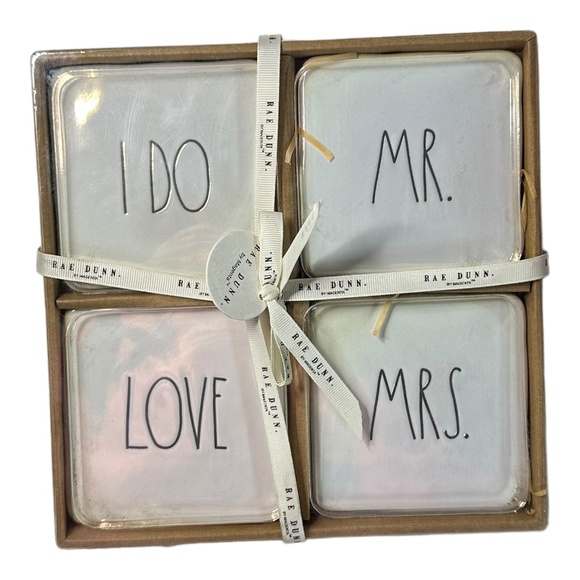 Rae Dunn Set of 4 "I DO" "MR." "LOVE" "MRS." Ceramic Coaster Set - Picture 1 of 1